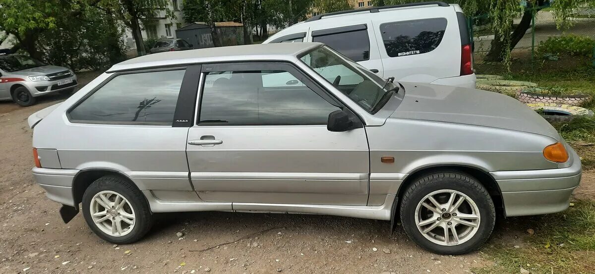 Ваз 2113 2012 года. Ваз-2113 хэтчбек. Ваз 2113 2012 год черная. 3. Ваз 2113 белая сток.