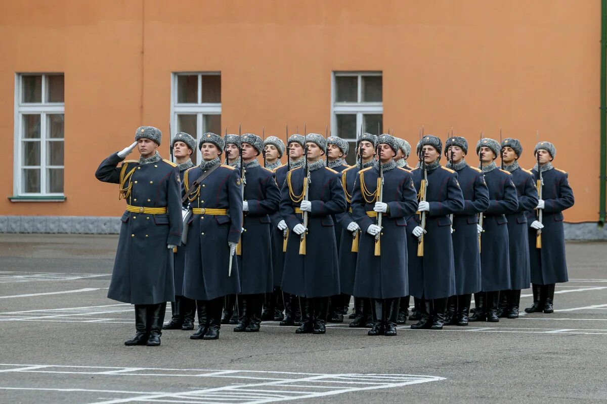 154 комендантский преображенский полк. Почетный караул Преображенского полка 2021. РПК Москва Преображенский полк. 154 Комендантский полк Москва.