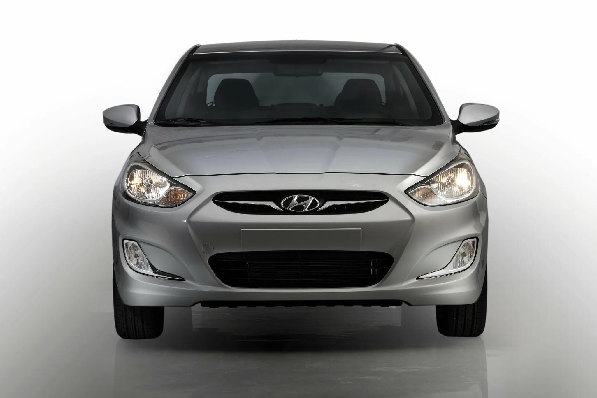 Solaris x. Hyundai solaris 2010. hyundai solaris 2011 седан. hyundai solaris 2014 седан. hyundai solaris 4 поколение.