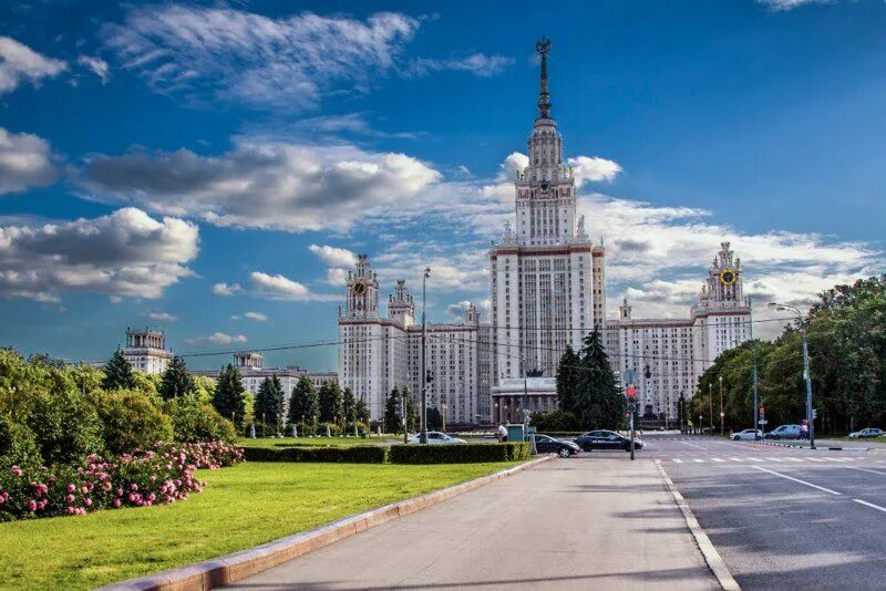 Мгу оплата. МГУ Москва. Московский государственный университет имени м.в. Ломоносова. Университет Ломоносова в Москве. Здание МГУ В Москве.