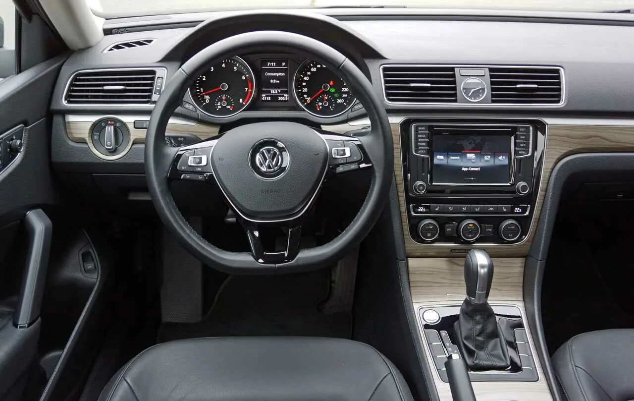 Volkswagen Passat 1.8 TSI. VW Passat b6 1.8 TSI. Фольксваген Пассат ТСИ 1.8. Volkswagen Passat, b8 1.8 TSI DSG (180 Л.С.). Б 7.1 1