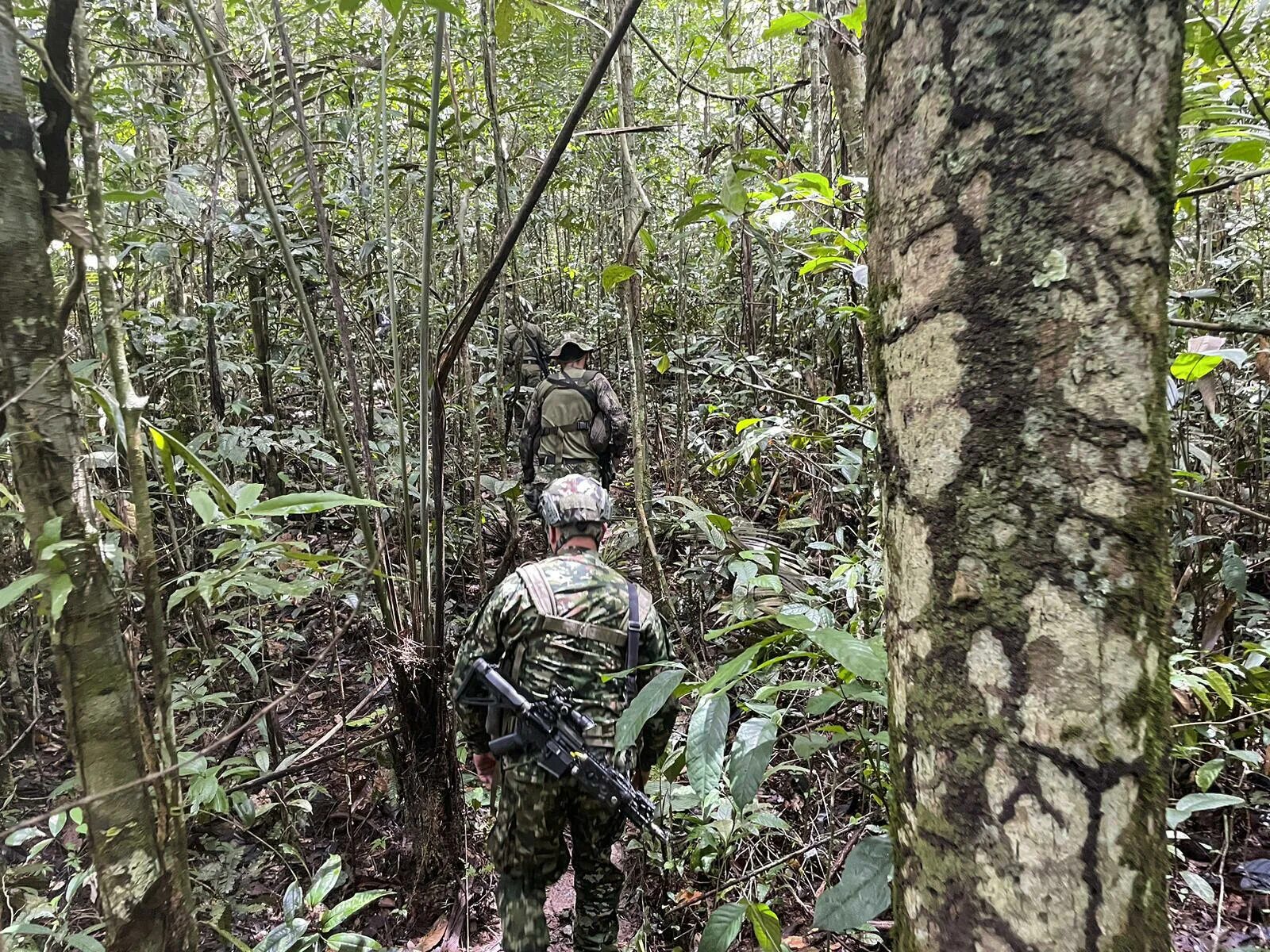 Las denuncias del padre de los chicos rescatados en la selva colombiana le impri