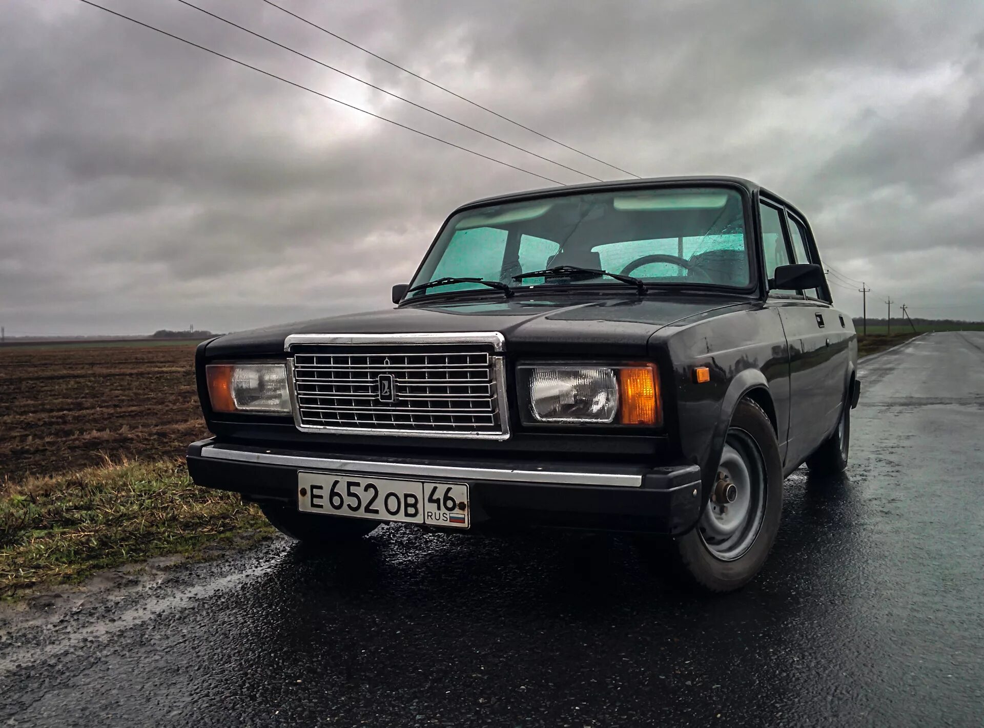 Ваз-2107 «жигули». Ваз-2107 «жигули». Ваз 2107 лада жигули. Семёрка машина 2107. Лада 2107.