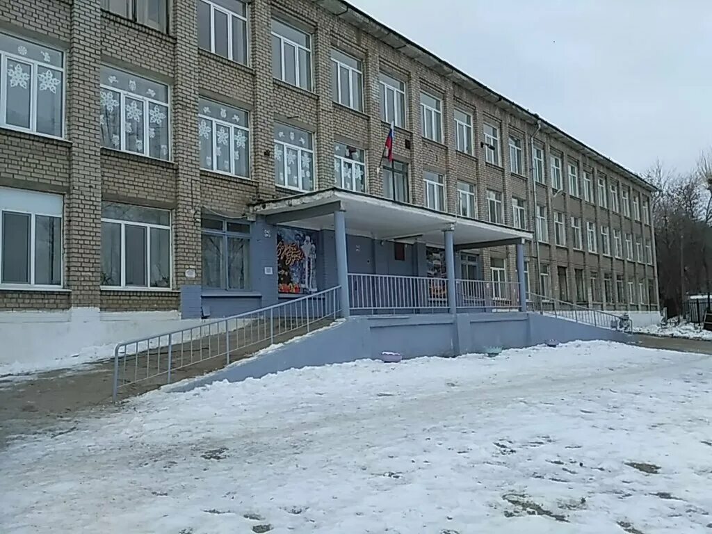 Самара ул партизанская школа 87. Школа 87 волгоград гэс. Школа no 87 г. Ижевск холмогорова школа 87. Школа 87 екатеринбург фото.
