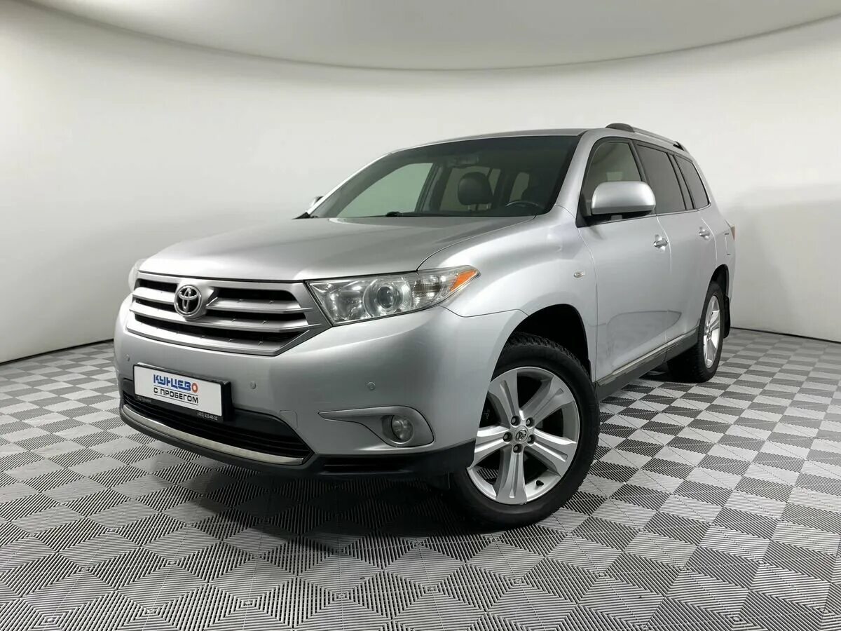 Тойота хайлендер бу. Америка тойота хайлендер 2015. Тойота highlander серебристый. Toyota highlander 2003 драйв. Тойота хайлендер тюмени.