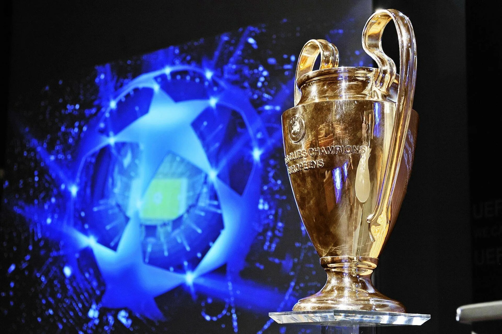Турнир уефа лига. Кубок Лиги чемпионов УЕФА. UEFA Champions League 2023 2024 1/4 Final. UEFA Champions League Кубок. UEFA Champions Trophy 2022.