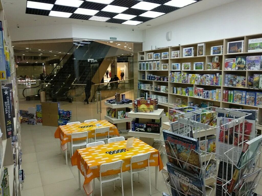 сходненская 36/11 аптека. дизайн зоны ресепшн в фитнес клубе. рецепция фитнес клуба. ул сходненская дом 52 корпус 1. ул сходненская дом 52 корпус 1 аптека ирбис.