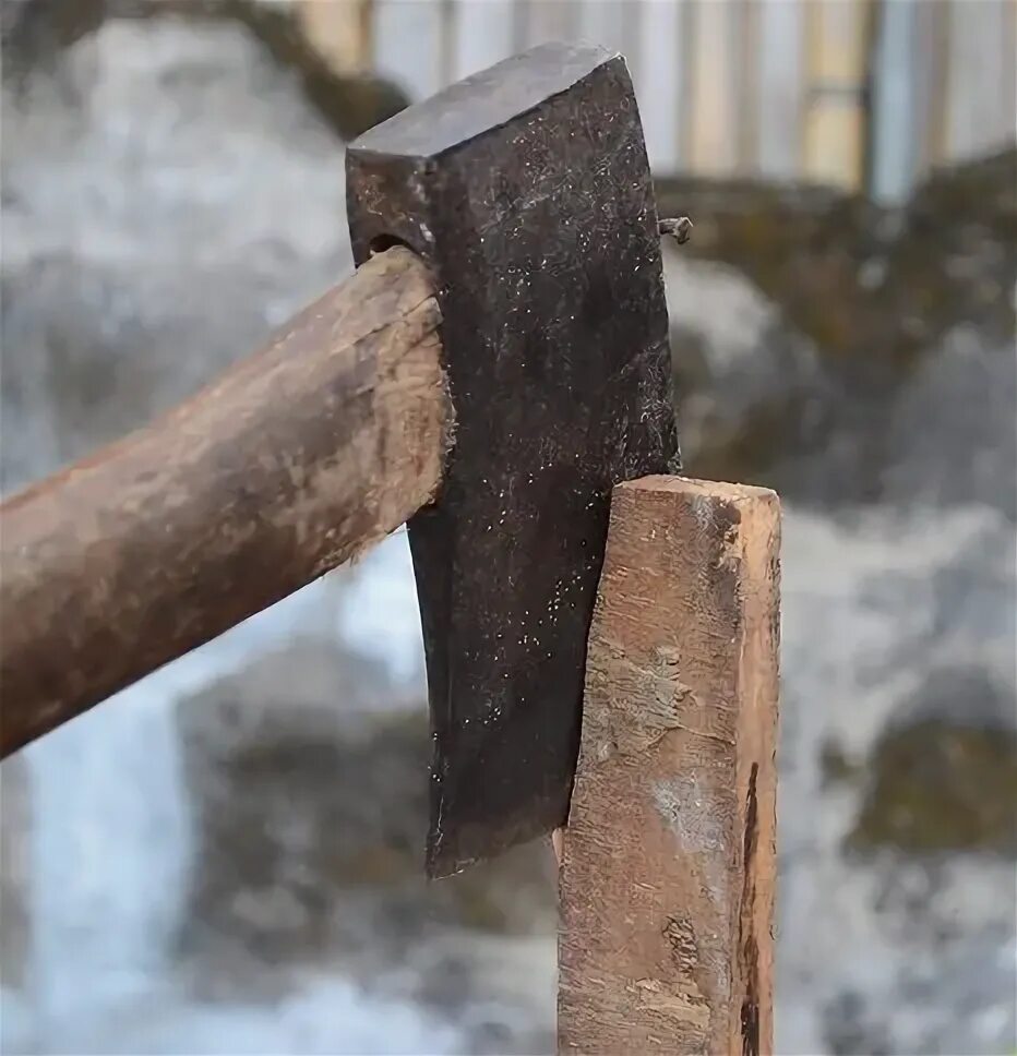 Рубящий инструмент. Shaft for an Ice Axe. Как сделать доски топором.