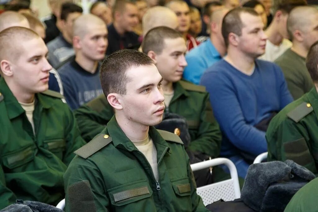 С какого числа начинается осенний призыв. Распределительный пункт в армии. сборный пункт. призывной пункт. сборный пункт военкомата.