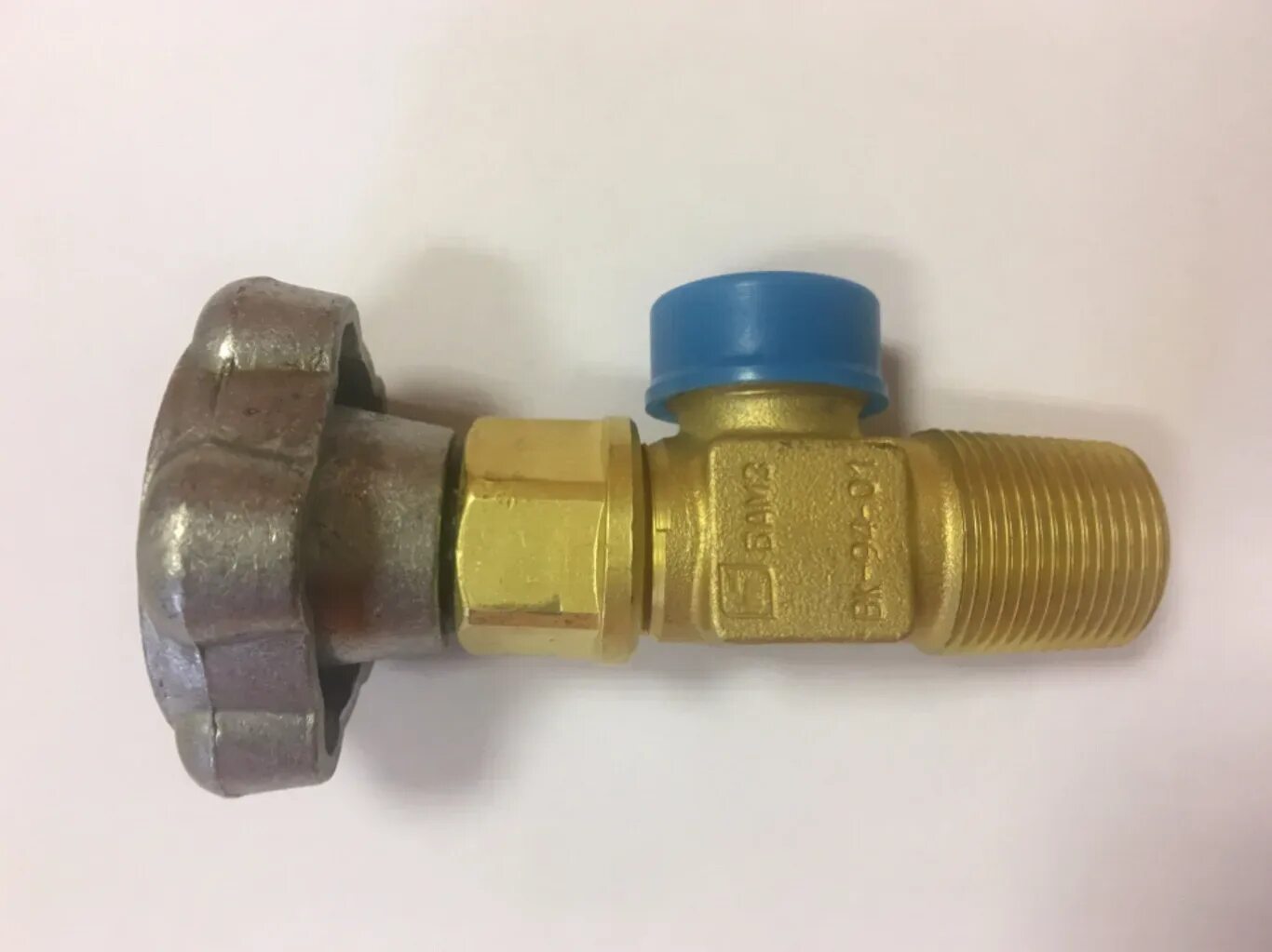 Вентиль углекислотный на малый баллон резьба w 19. 94 01 2. 94 01 2. Резьба на вентиле вк94. Квб-53 вентиль.