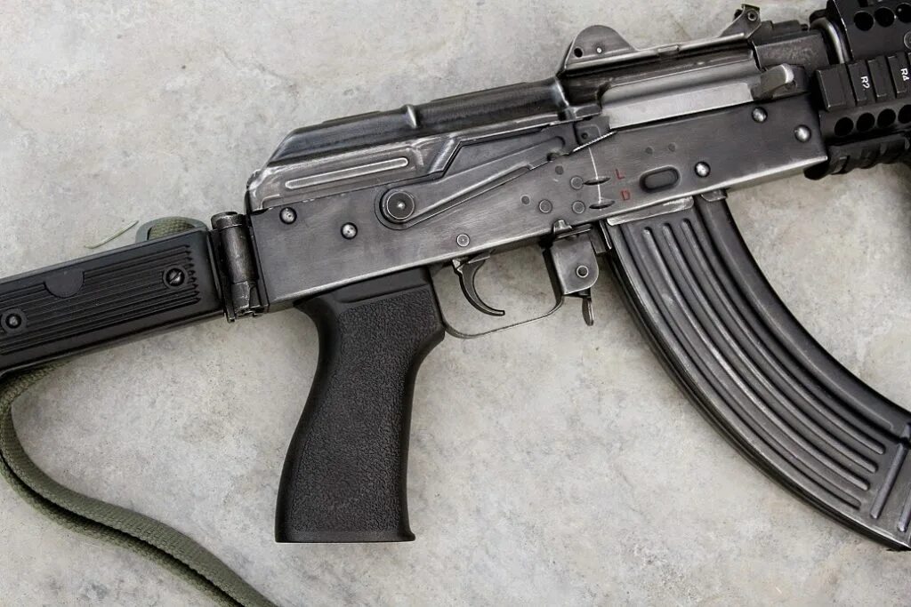 Пушки автоматы. Израильский автомат ак альфа. Sag шасси ак мк 2. Us ak. Американский автомат ак 47.