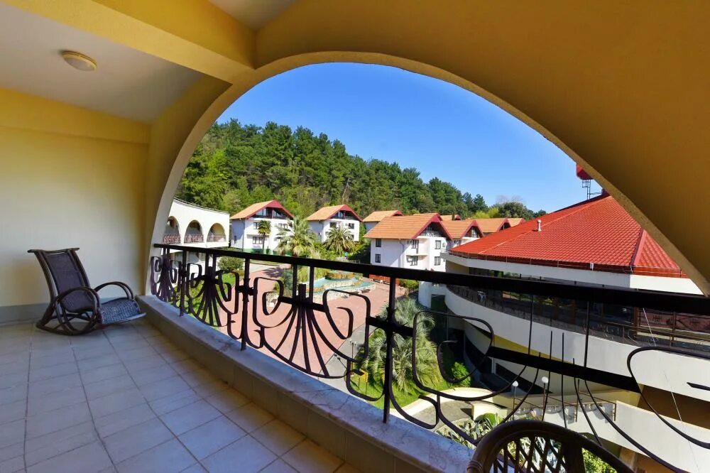 Аквалайф отель лоо. Дивный оздоровительный комплекс 3 сочи. Сочи лоо оздоровительный комплекс дивный. Дагомыс лоо сход. Дагомыс лоо сход.