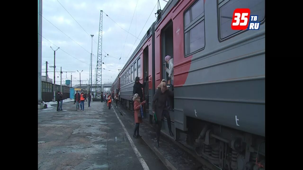 Электрички Вологда Череповец. Электричка Бабаево Вологда. РЖД Вологда Череповец электричка. Электричка Череповец Бабаево. Поезд череповец анапа 2024 год