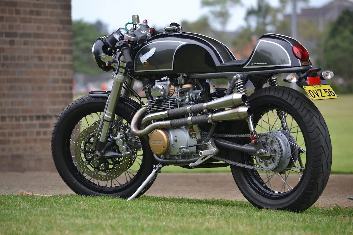 Cafe racer. Мотоцикл honda cafe racer. honda cb 800 cafe racer. хонда кафе рейсер. мотоцикл кафе рейсер cb.