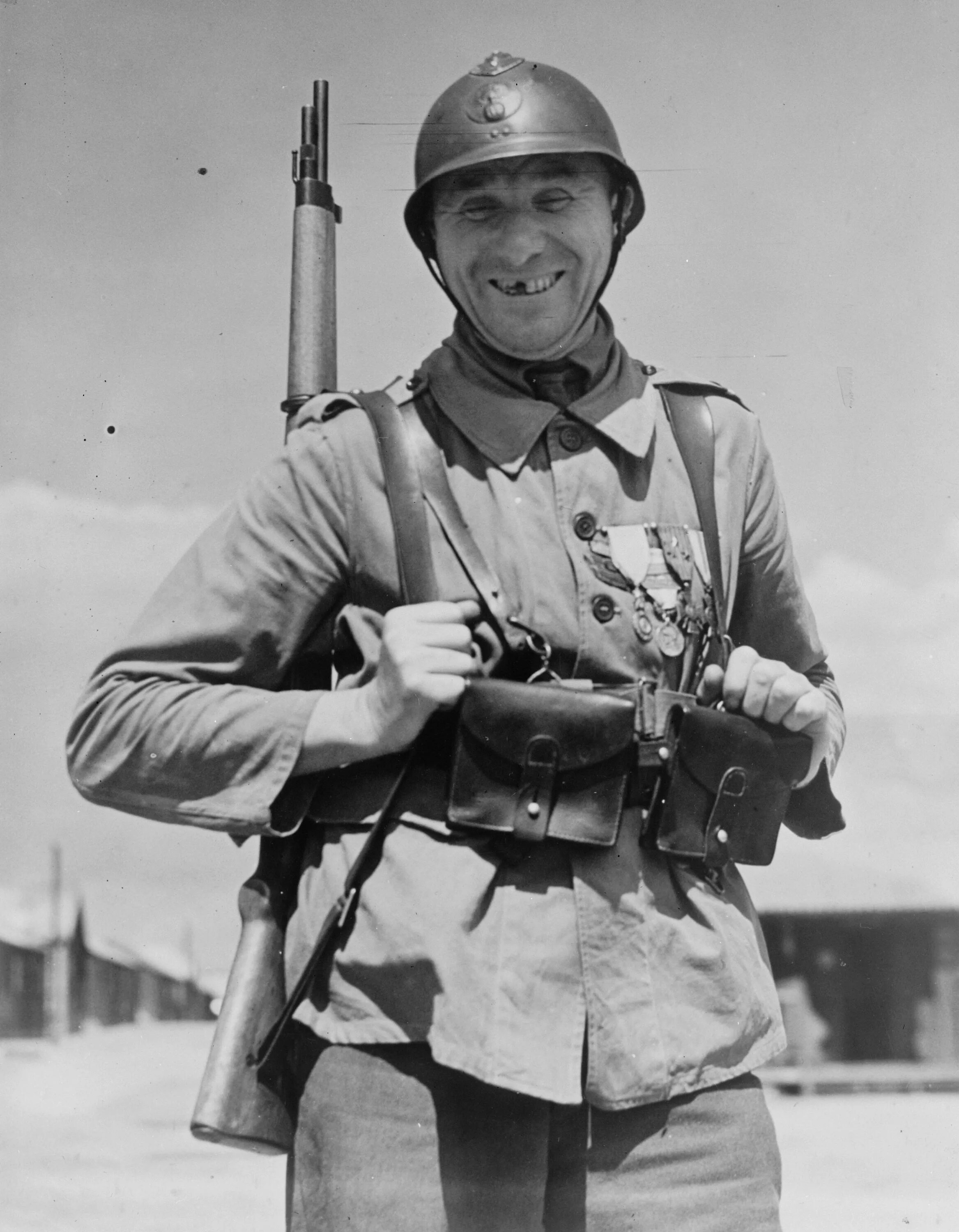 French soldier. Французские солдаты второй мировой. Солдат Франции 1939. Солдат Франции ww2. Французские солдаты второй мировой войны 1940.