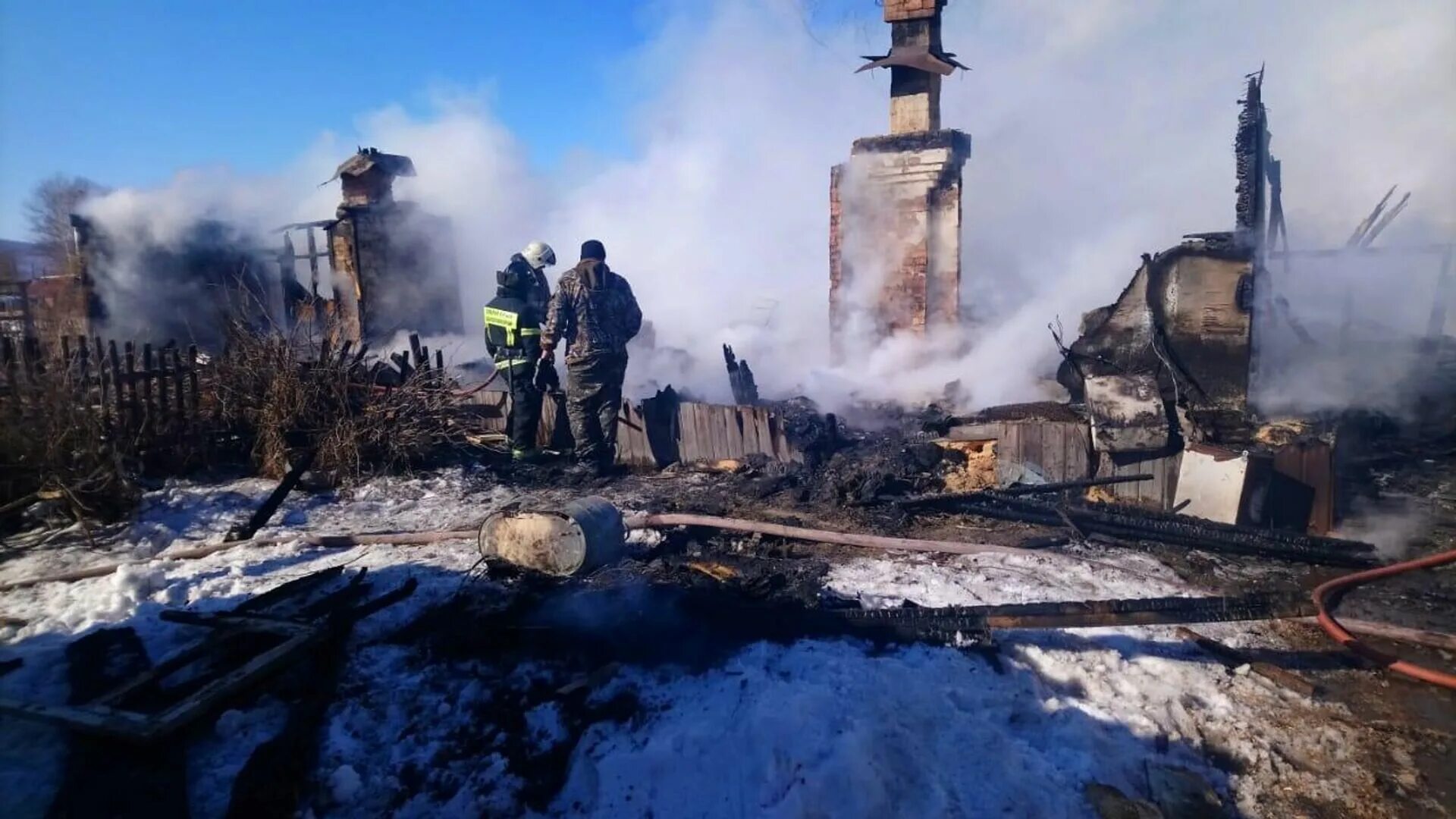 Посёлок берёзовый Хабаровский край Солнечный район. Пожары в Хабаровском крае 2021. Поселок Дуки Хабаровский край. Пожар в Березовом. Хабаровск сгорели