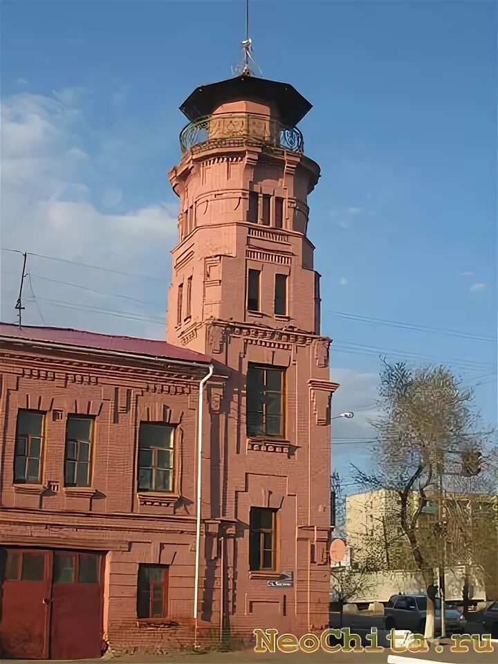 Пожарка чита. Чита район пожарки. Чита мкр пожарка. Старое здание пожарки в Чите.