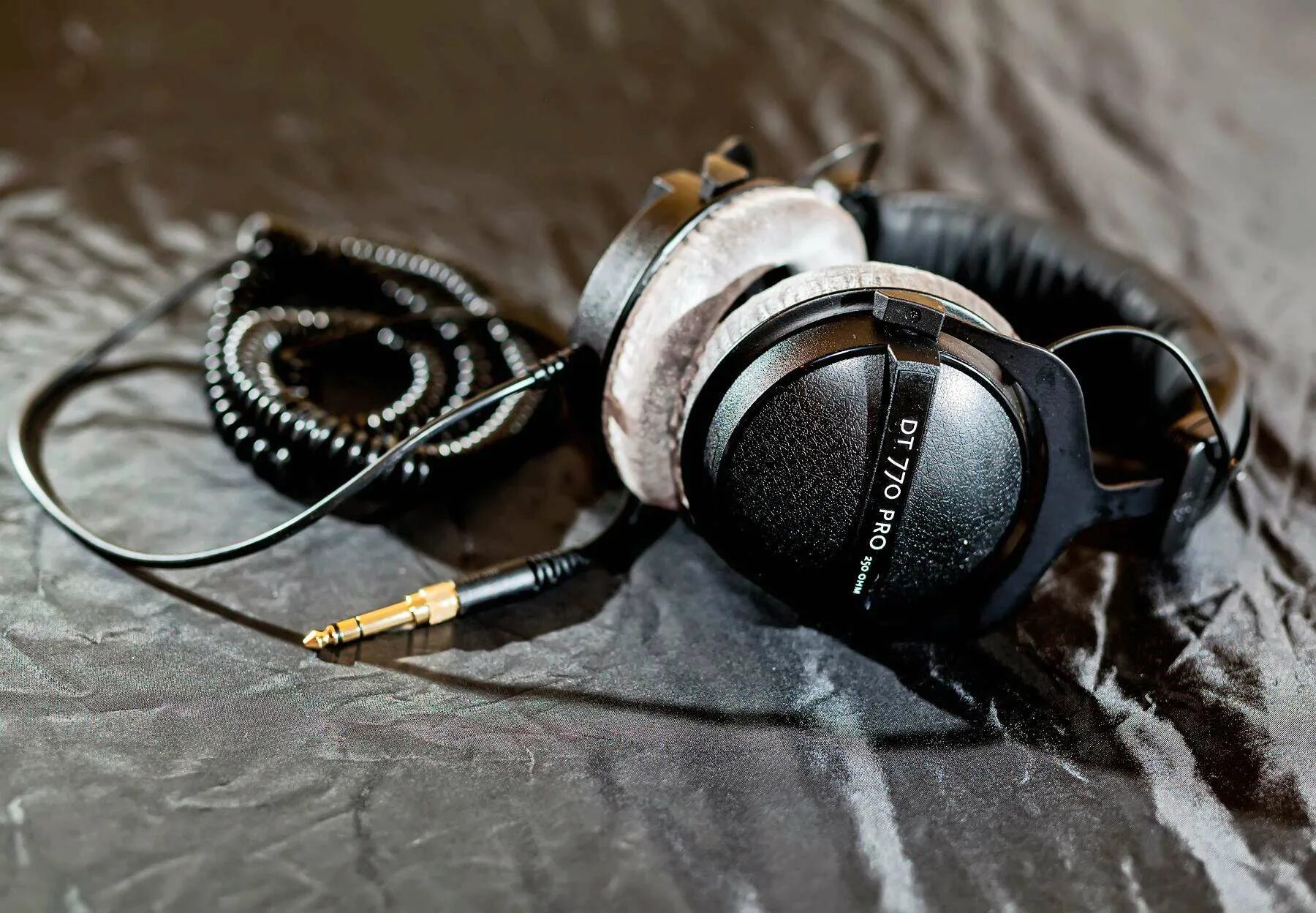 Beyerdynamic dt770 pro. Наушники Beyerdynamic DT 770 Pro. Beyerdynamic DT 770 Pro 250. Beyerdynamic DT-770 Pro 250 ом. Beyerdynamic 770 Pro 250 ohm.