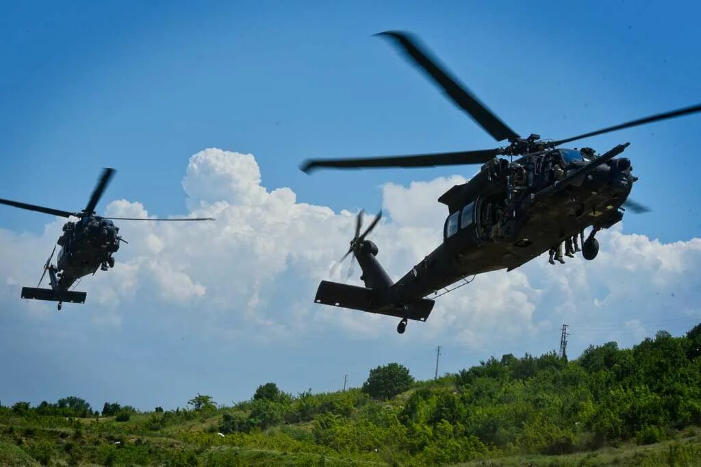 MH-60m Black Hawk. Крушение вертолета Блэк Хоук. MH-60m. 160 Авиационный полк специального назначения США. Вертолет сми