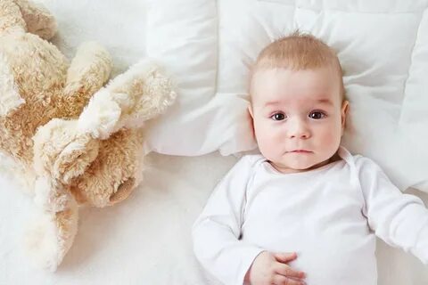 Не смотрят на младенца