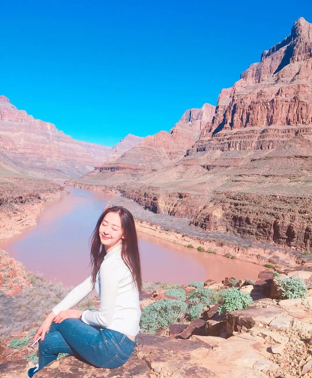 Долина кату ярык алтай. Девушка из долины logan paul. Девушка фильм 2020. Гранд каньон красивые фото девушек. Девушка из долины фильм.