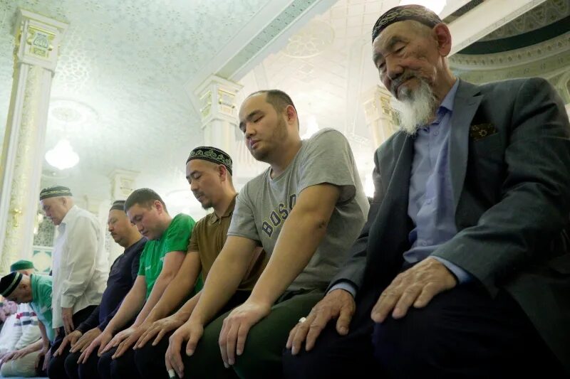 дуа после тасптх намаза. таравих намаз. что такое таравих в рамадан. что такое таравих в рамадан. дуа тасбих после намаза.