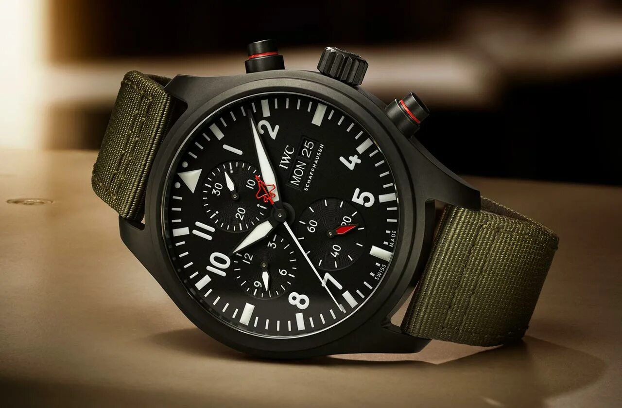 Guns watch. Часы IWC Top Gun. Часы IWC Pilot. IWC Top Gun оригинал. Часы Schaffhausen Top Gun.