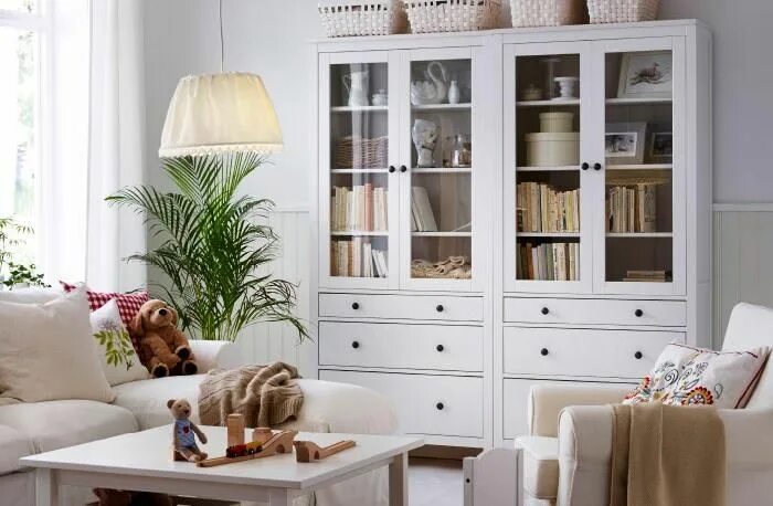 ХЕМНЭС книжный шкаф. Шкаф книжный ikea ХЕМНЭС. Шкаф витрина икеа ХЕМНЭС. Шкаф икеа ХЕМНЭС белый.