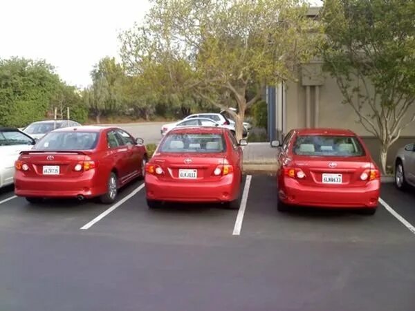 машины двойники. двойник автомобиля владивосток. двойник бмв. авто двойник. машины с одинаковыми номерами.