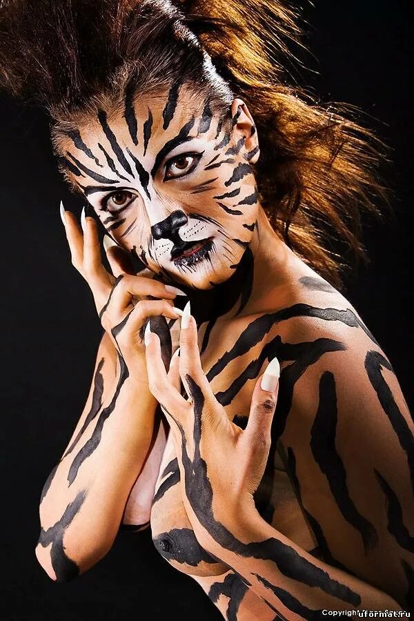 Женщина тигрица. Южно-китайский тигр. Боди арт тигренок. Упорный (тигр). Tiger body.