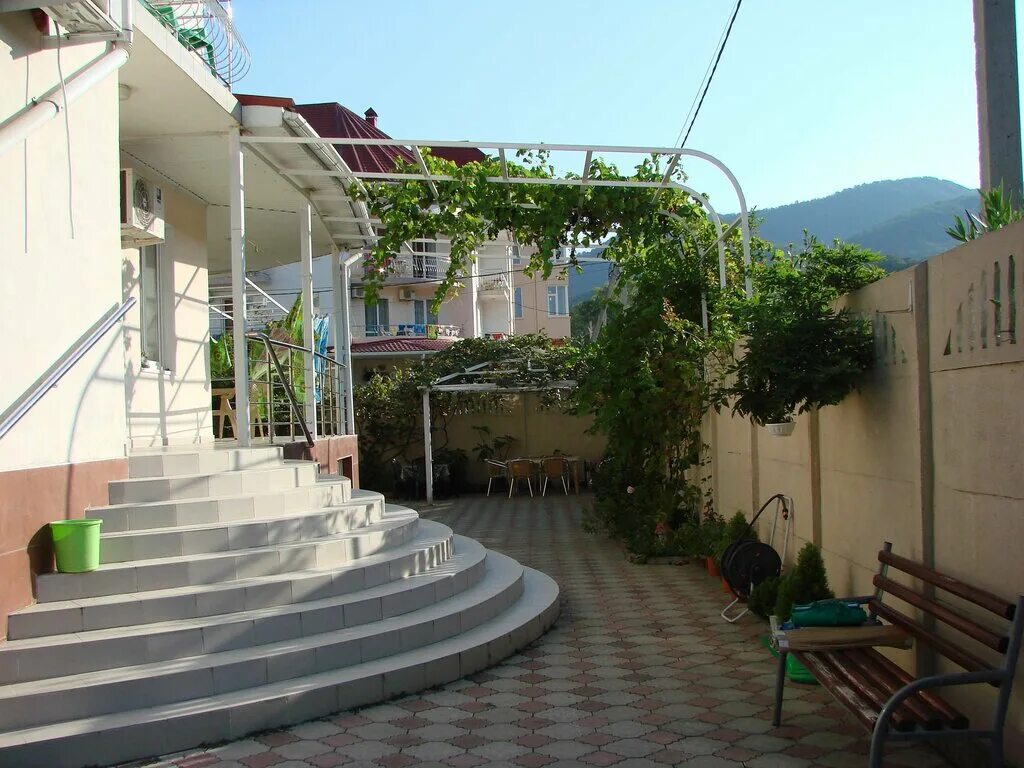 гостевой дом прованс лазаревское. тормахова лазаревское березка 19 гостевой дом. гостевой дом тормахова. сочи лазаревское тормахова. лазаревское улица тормахова.