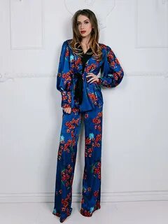Пижамный костюм