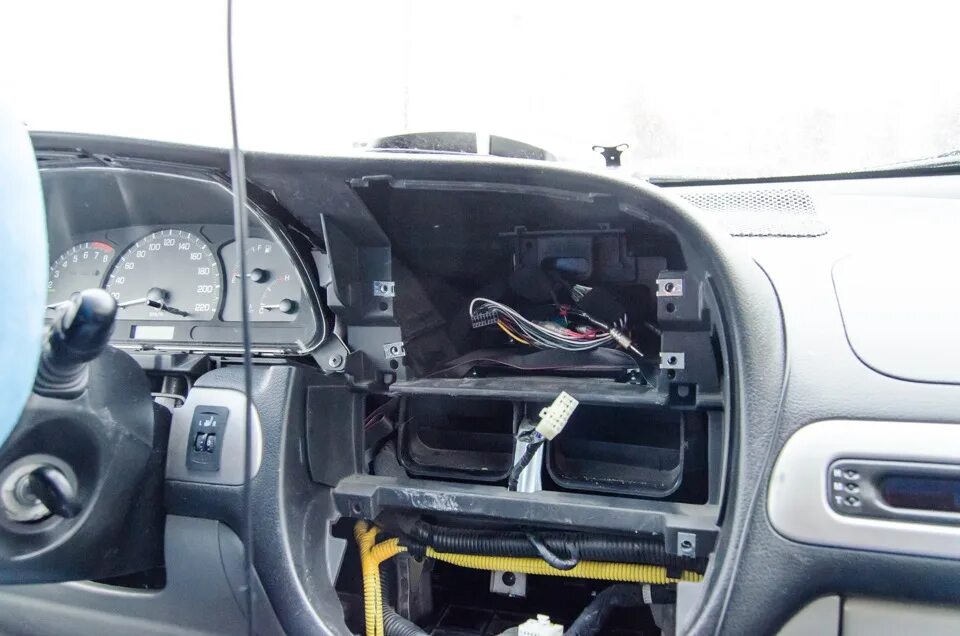 Как снять панель на шевроле реззо #26 Вновь залез в приборку. Chevrolet Rezzo, 1,6 л, 2008 года электроника DRIV