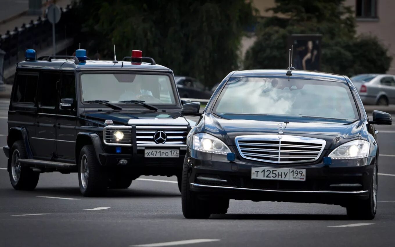 Мерседес Гелендваген ФСО. Мерседес 221 ФСО. Mercedes Gelandewagen ФСО. Мерседес s 500 ФСО. Номера правительства россии