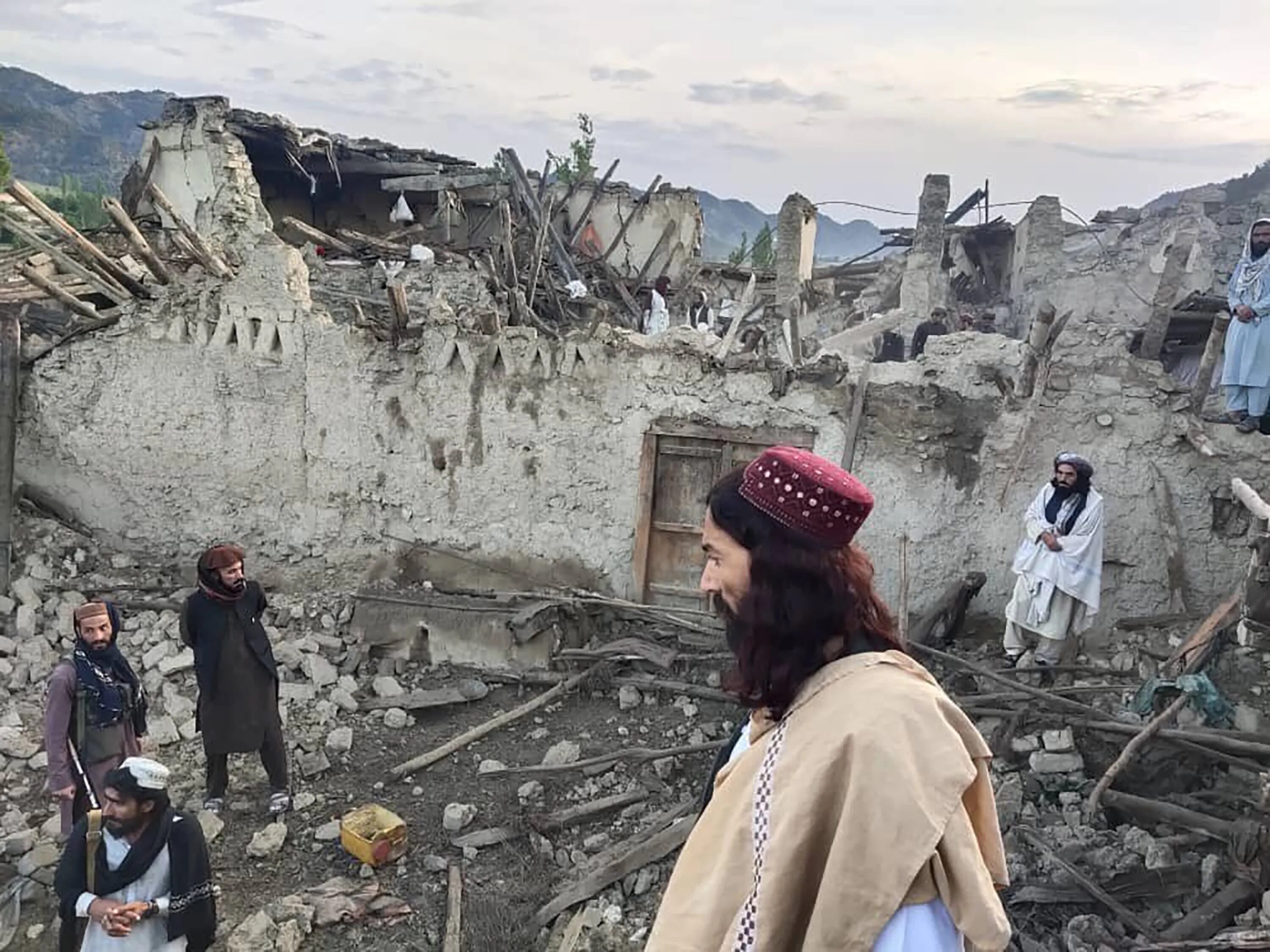 Афганистан сейчас 2024. Землетрясение в Афганистане 2023. Землетрясение в Армении в 1988. Землетрясение в Белуджистане.