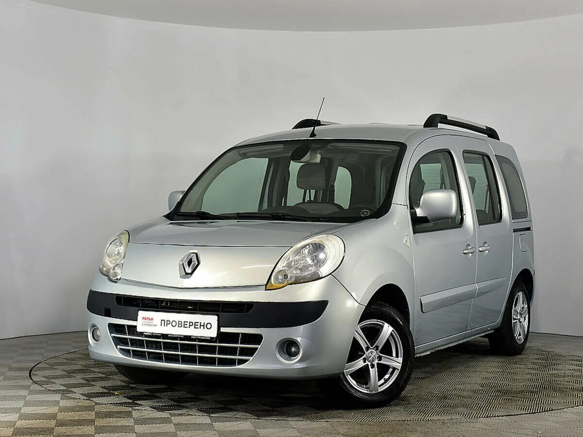 Купить б/у Renault Kangoo II Рестайлинг 1.5d MT (86 л.с.) дизель механика в Моск