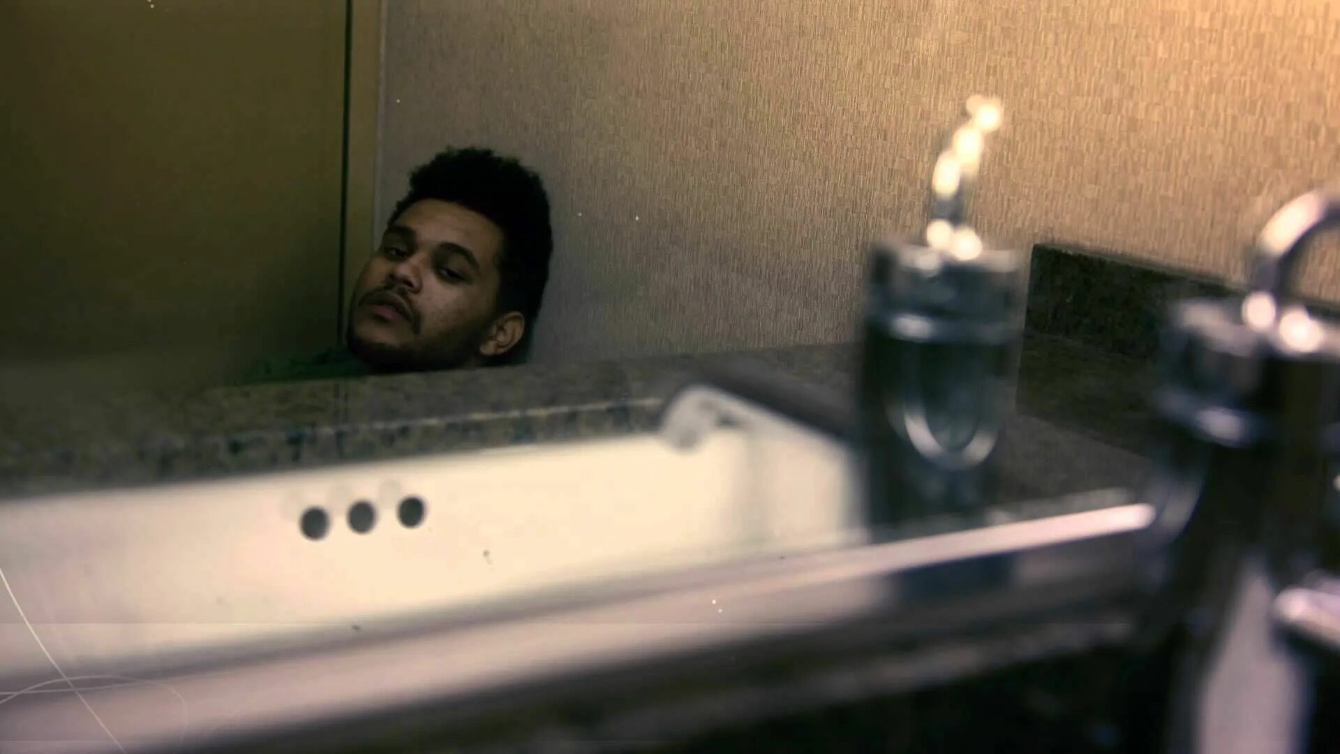The weeknd rose depp fill void. House of balloons the weeknd обложка. the weeknd trilogy. the weeknd 202`. the weeknd 1999.