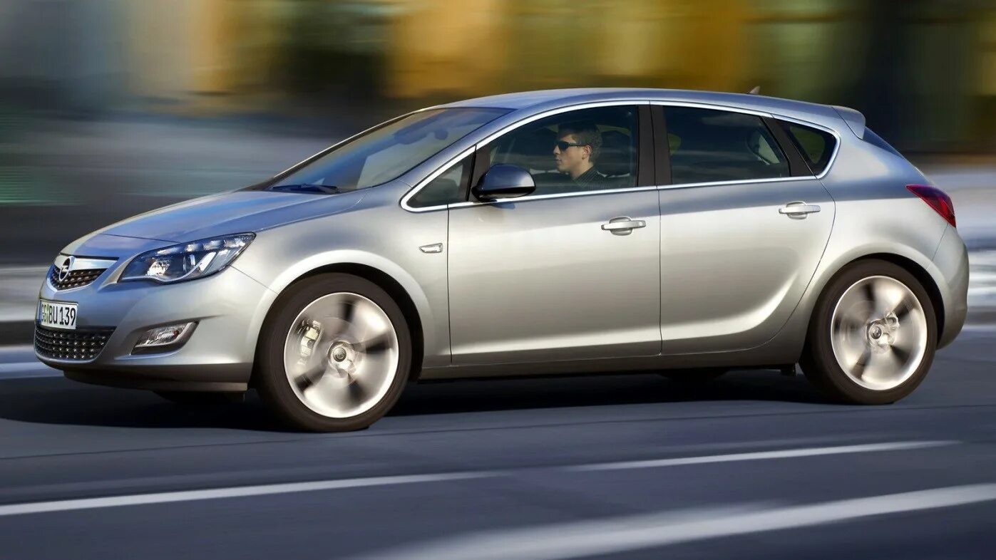 Опель купить уфа. Opel Astra j 2009. Опель седан 2020. Opel Magna.