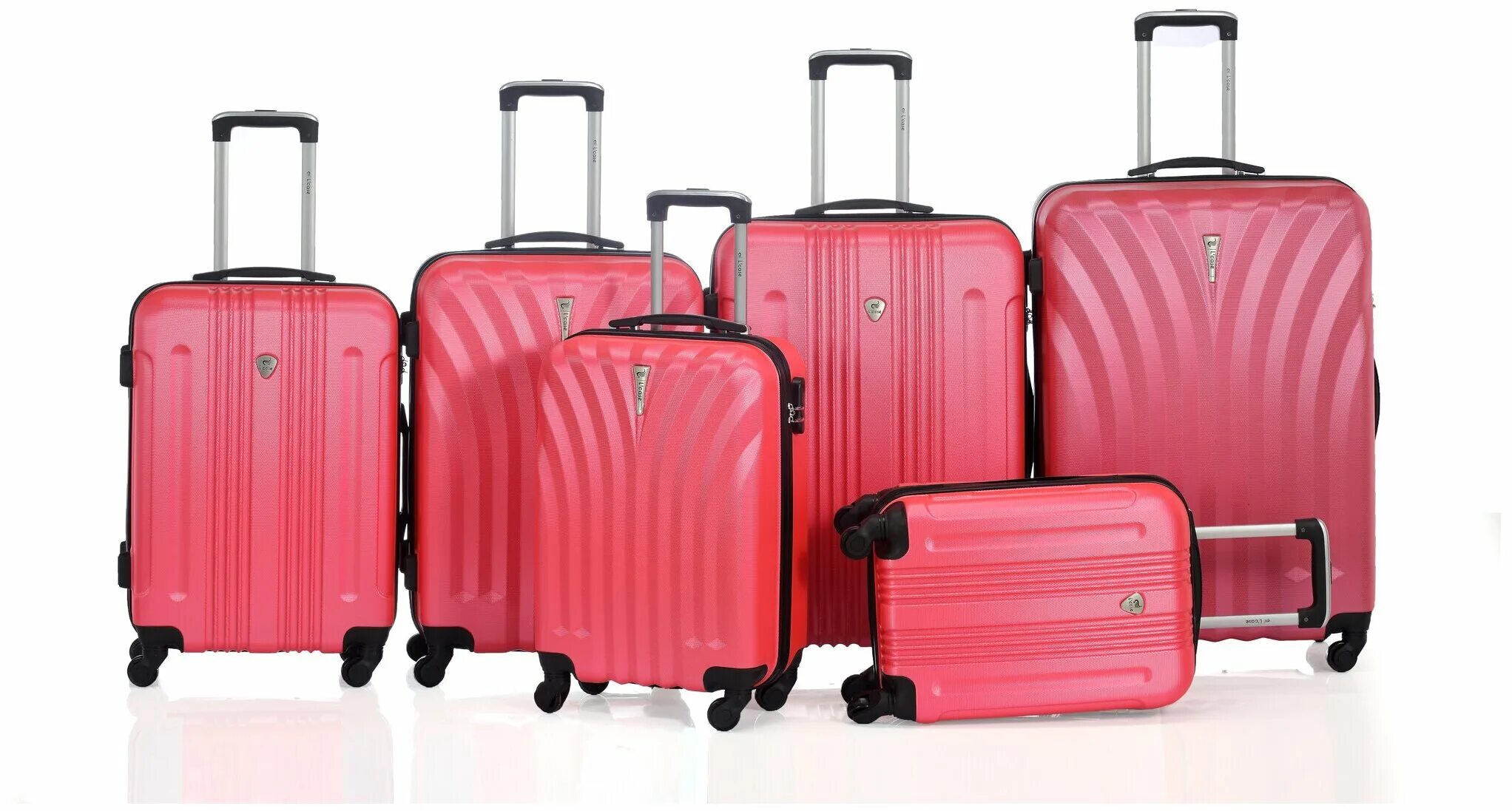 Travel luggage l2l чемоданы. Стильный чемодан. Луи кайзер чемодан на колесиках. Чемодан lcase, пластик 52 см 30 л. Чемодан для путешествий какой.