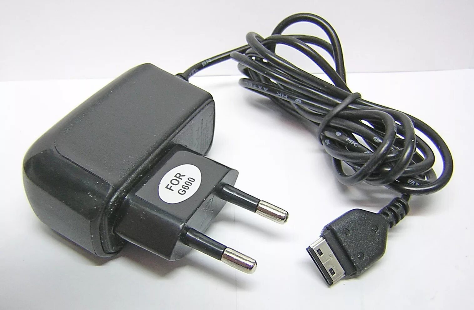 Блок питания usb 5v 6a. Зарядка для телефона. Портативный повербанк 3000w. Как называется зарядное устройство. Как называется зарядное устройство.