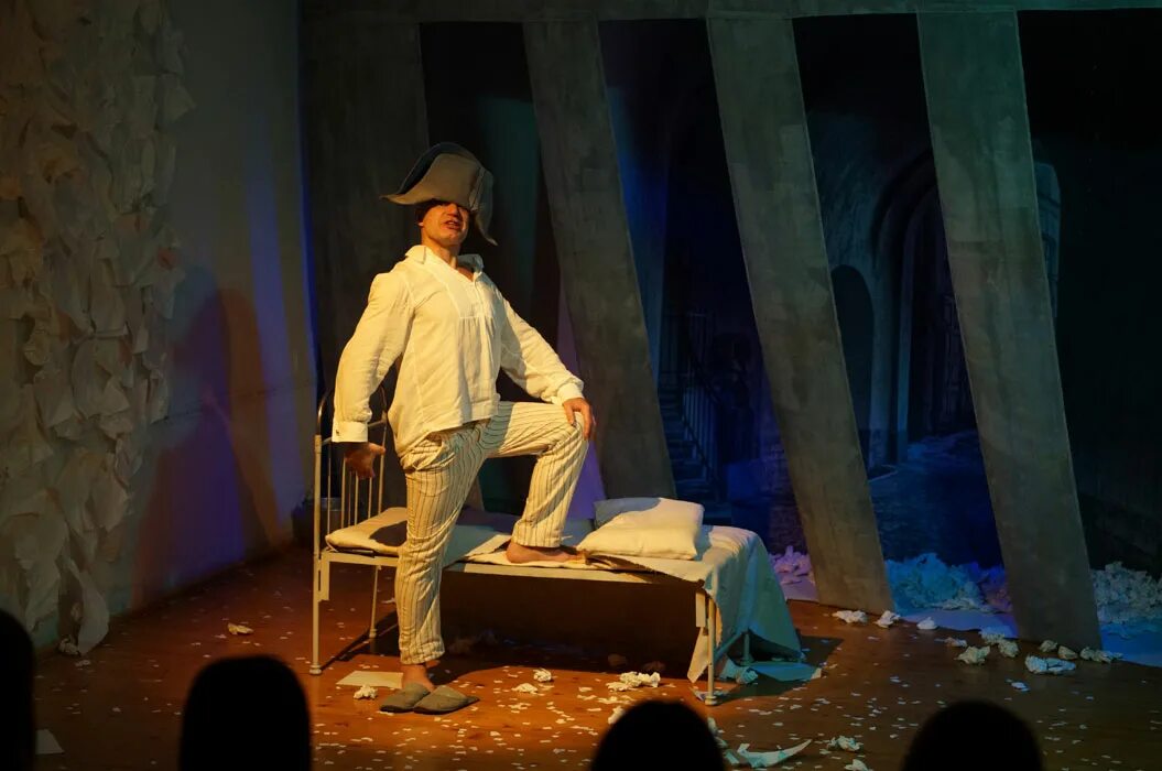 Белый театр спб. Белый театр. Белый театр. Колбин белый театр хабаровск. Белый театр хабаровск.