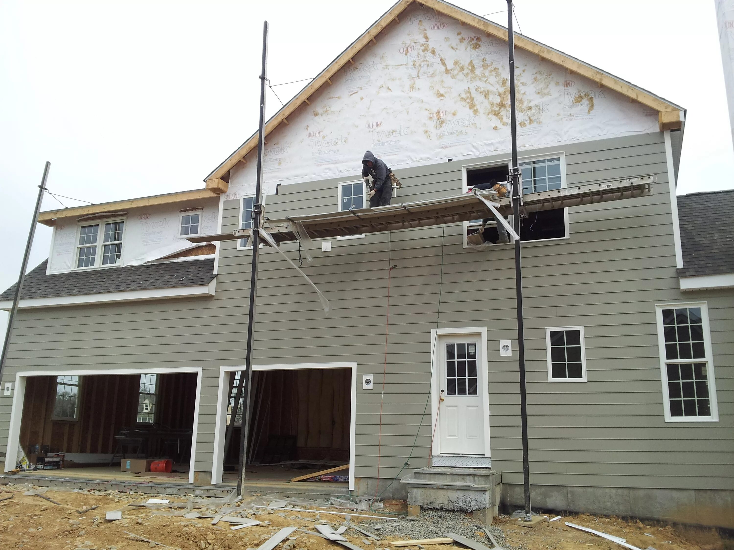 R siding. James Hardie Siding. Siding installation. Siding Construction. Siding Repair.