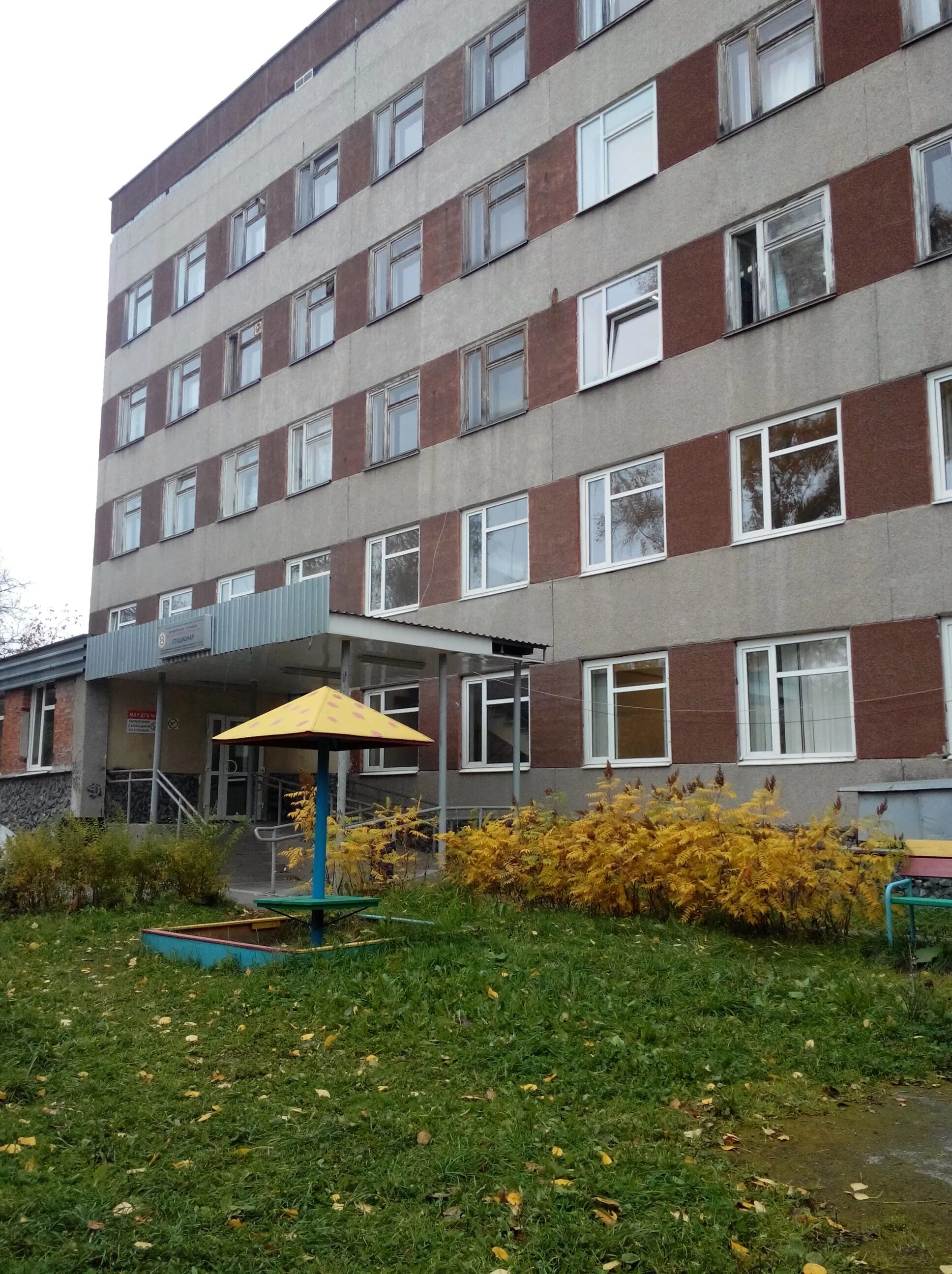 8 больница екатеринбург. Детская больница 8 екатеринбург. Детская поликлиника 5 екатеринбург. Шварца 14 г детская поликлиника. Больница на гончарном екатеринбург.