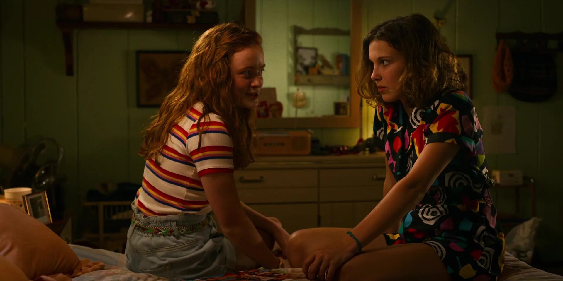 Очень странные дела элевен и макс. Макс очень странные дела 4 сезон. Милли бобби браун и сэди синк stranger things. Оди и макс. Очень странные дела лукас 3 сезон.