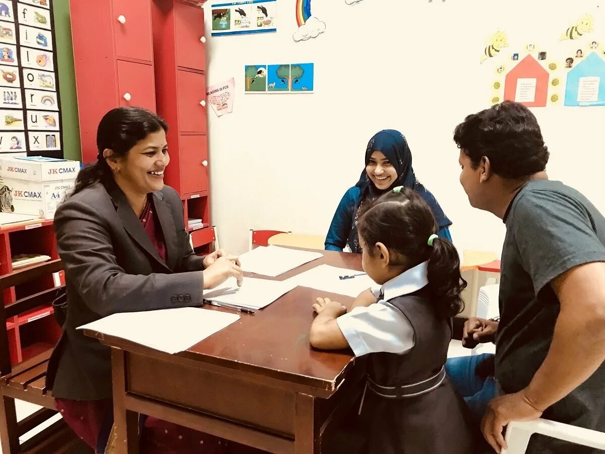 School parents meeting. Teacher-parent Association meeting. India School staff. Teachers meeting.