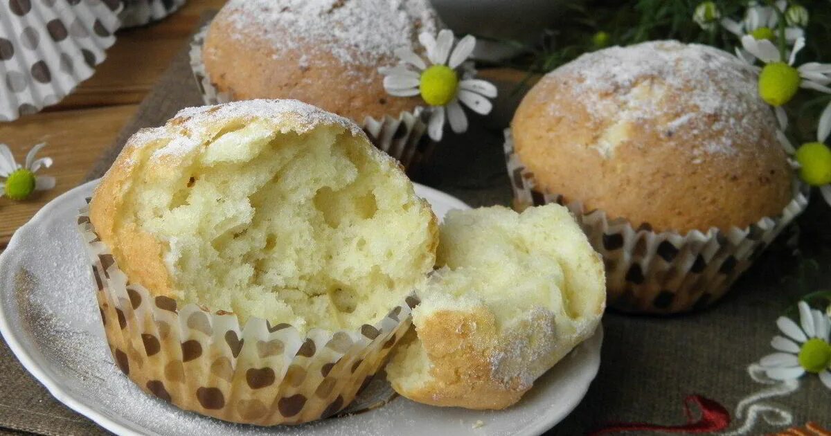 Кекс с творогом классический в духовке. Творожный кекс с яйцами. Творожные маффины. Творожные маффины классические. Маффины из творога.