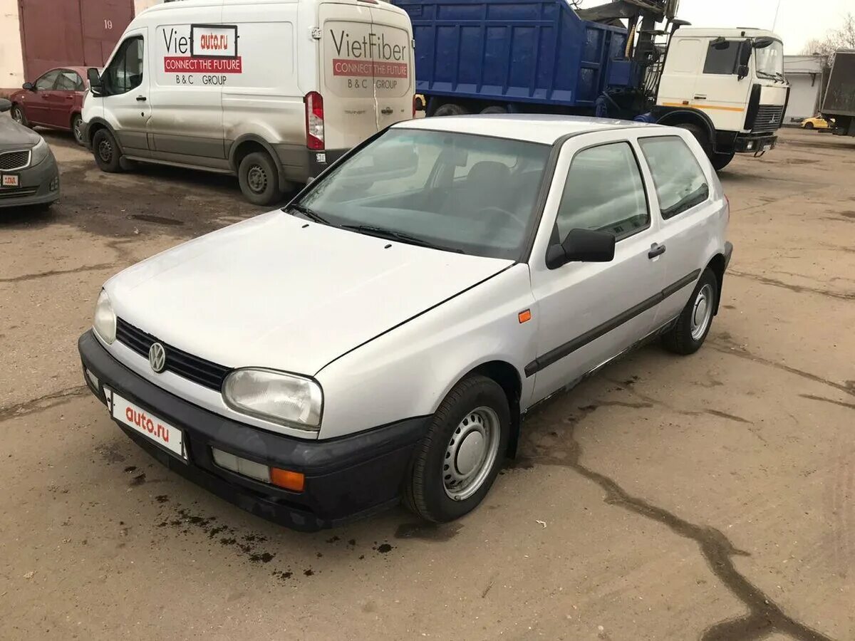 Volkswagen 1993. Volkswagen Golf 1.8 MT, 1993. Фольксваген гольф 1993 года. Фольксваген гольф 3 1993 года. Фольксваген гольф 1993 года выпуска.