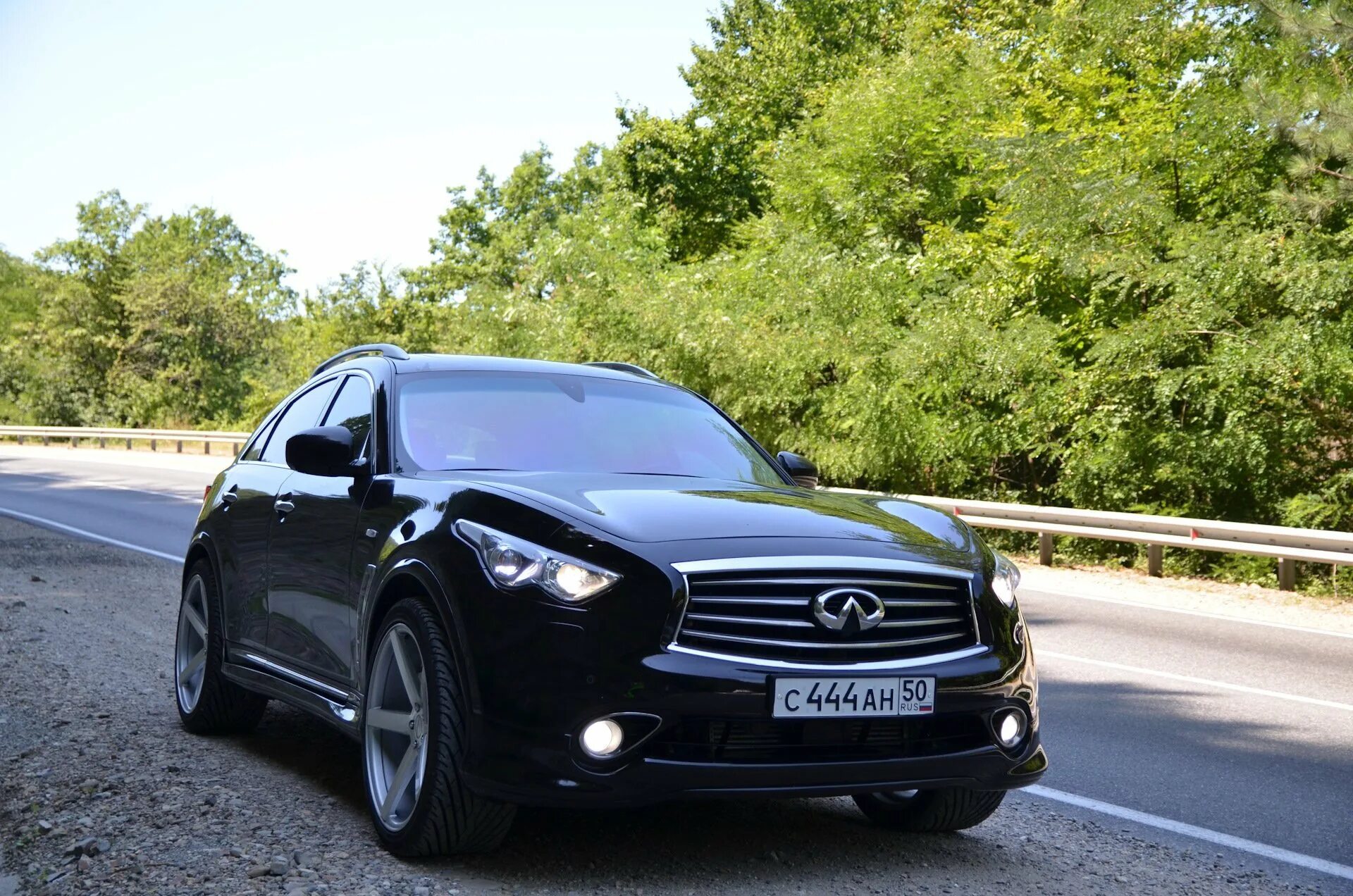 Финик девочка. Infiniti qx70. Инфинити qx70. Инфинити qx70/FX. Инфинити qx70 зеленый.