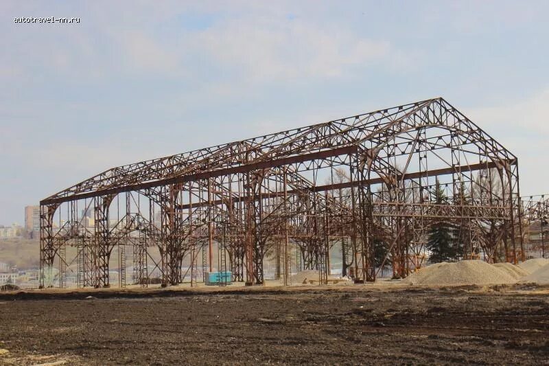 телята на сене. фермы владимира. кадошкинский район село адашево. ферма из трубы 40х20. ферма владимира григорьева.