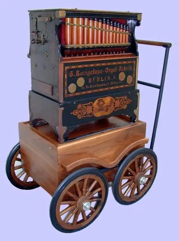 Шарманщик джузеппе. Шарманщик кинто. Французские инструменты шарманка. Шарманка музыкальный инструмент. Инструмент.